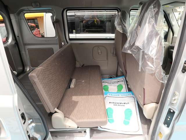 Nissan NV100 Clipper 11
