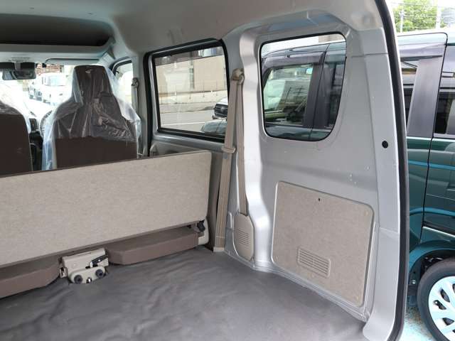 Nissan NV100 Clipper 7