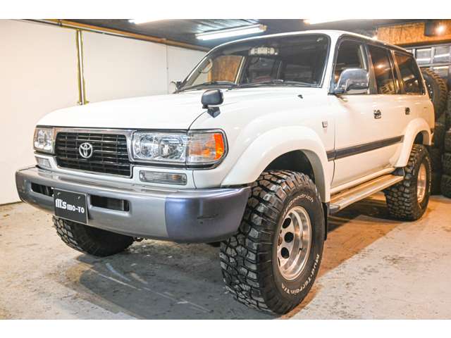 Toyota Land Cruiser 80 4