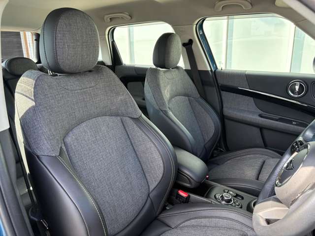 MINI Crossover 11