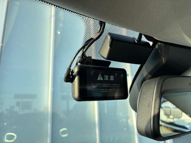 MINI Crossover 8