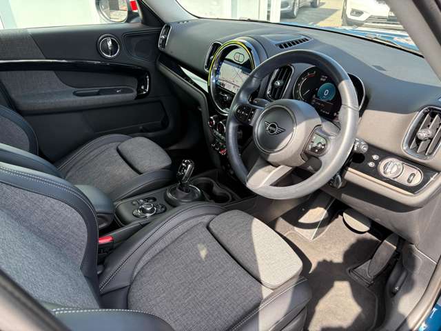 MINI Crossover 10
