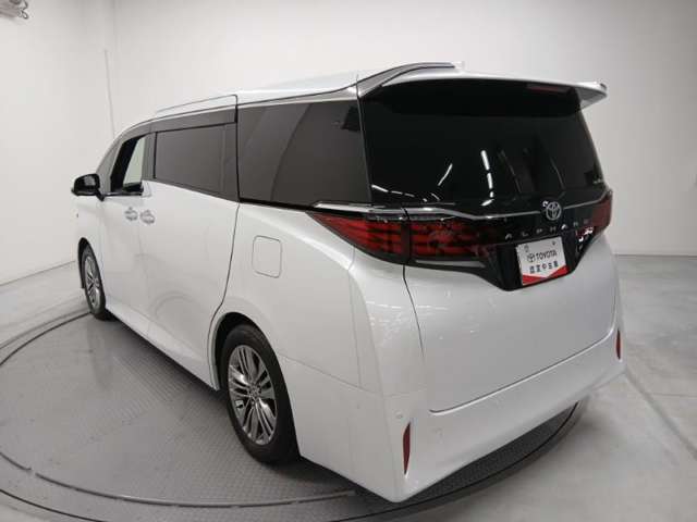 Toyota Alphard 7