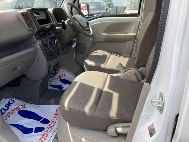 Suzuki Every 9