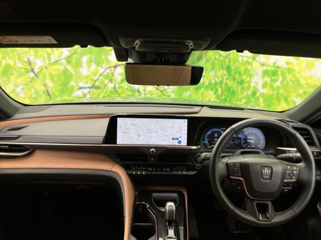 Toyota Crown Sport 2