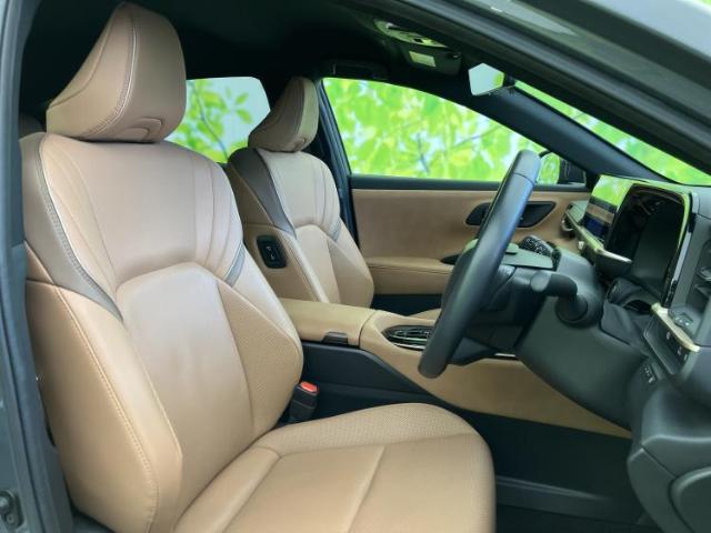 Toyota Crown Sport 7