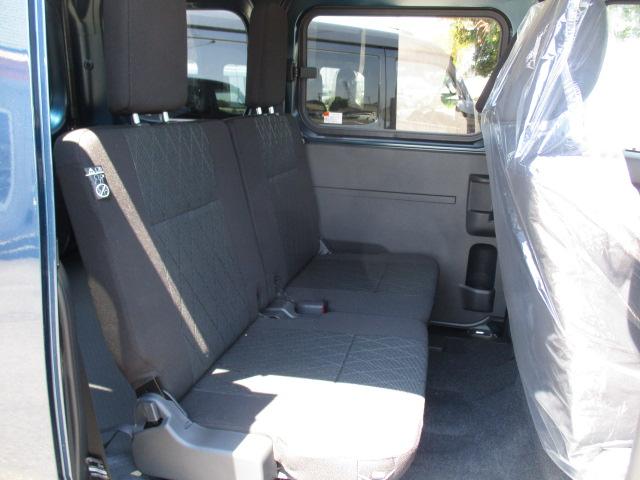 Daihatsu Atrai 5