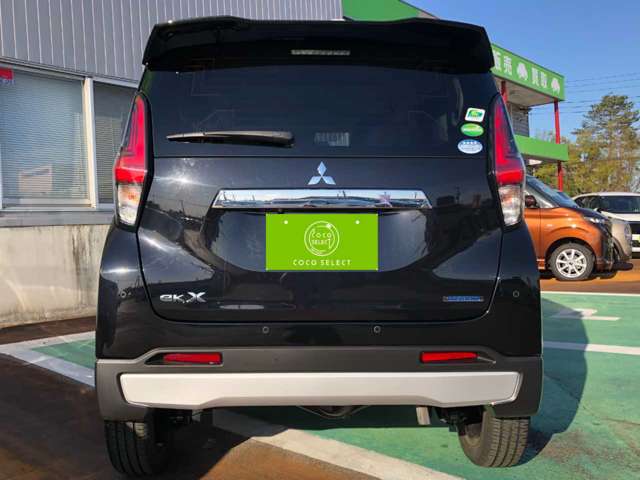 Mitsubishi eK X 9