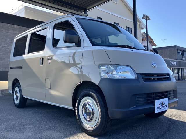 Toyota Town Ace Van 9