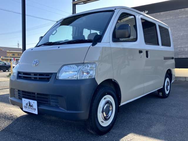Toyota Town Ace Van 10