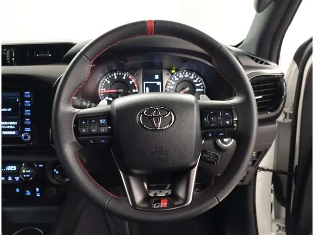 Toyota Hilux 6