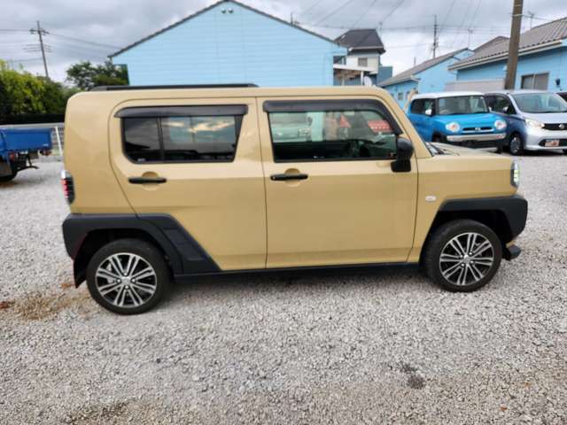Daihatsu Taft 8