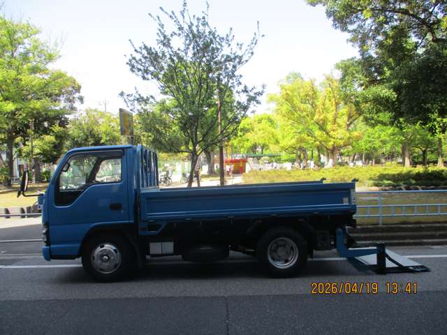 Isuzu Elf 8