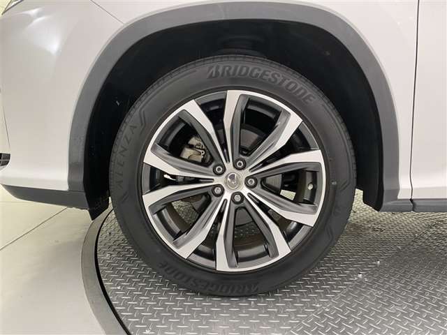Lexus RX 10