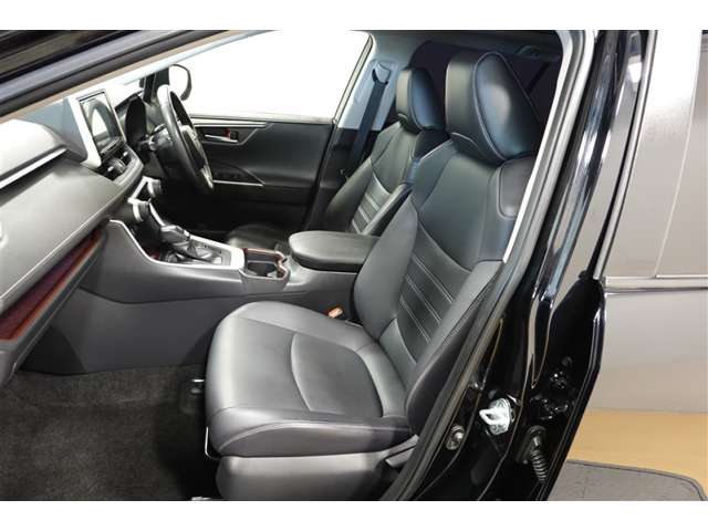 Toyota RAV4 6