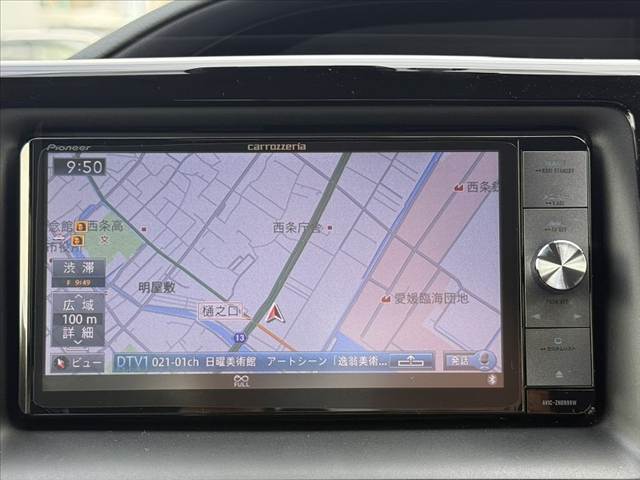 Toyota Noah 3