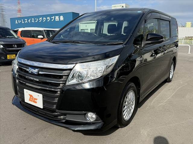 Toyota Noah 10
