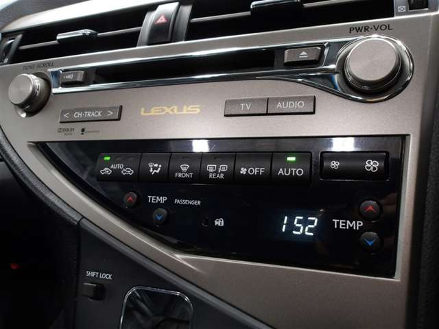 Lexus RX Hybrid 6