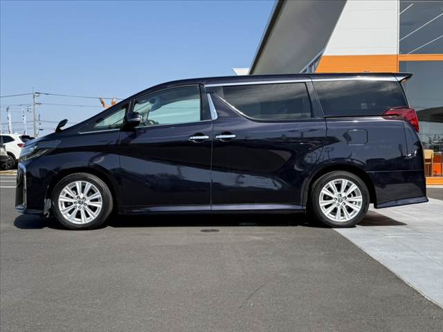 Toyota Alphard 11