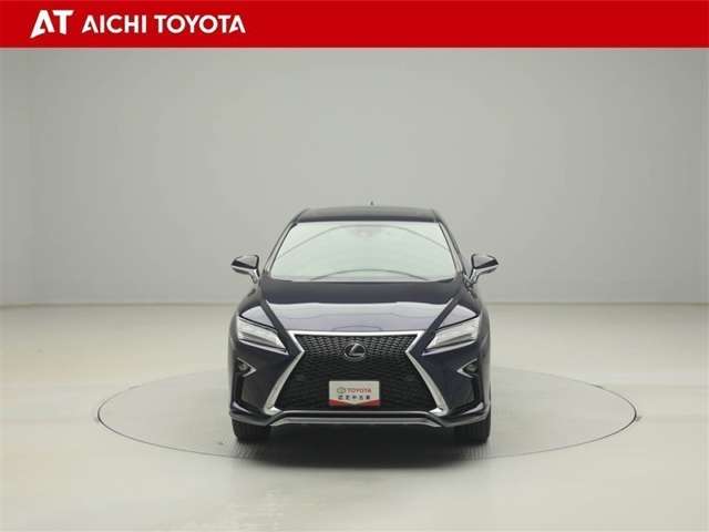 Lexus RX 9