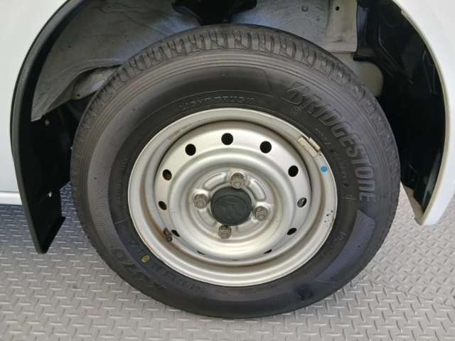 Suzuki Every 9