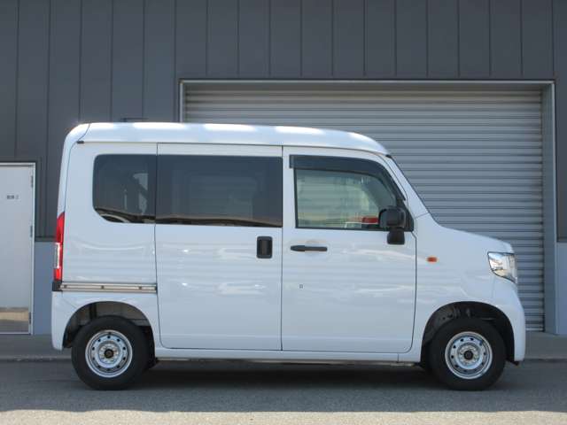 Honda N-VAN 12