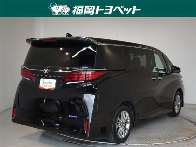 Toyota Alphard 3