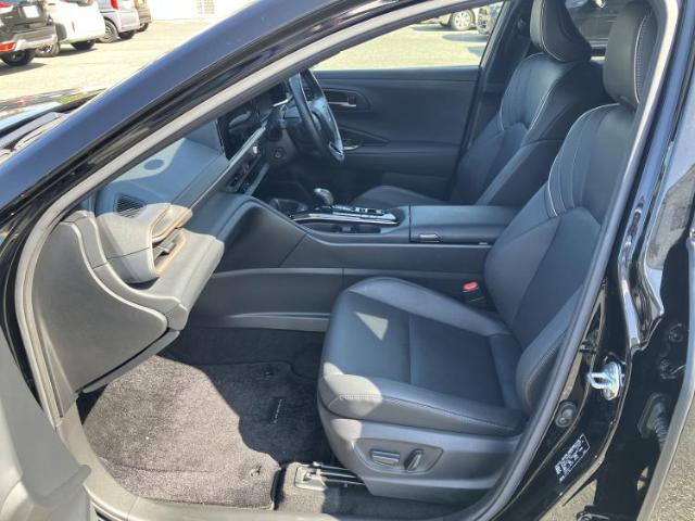 Toyota Crown Sport 9