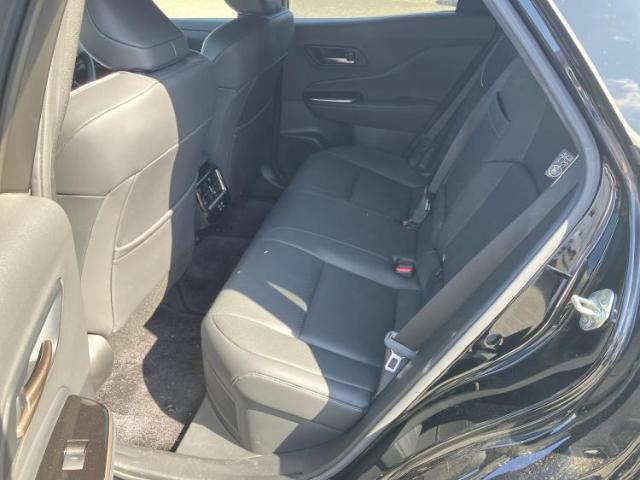 Toyota Crown Sport 10