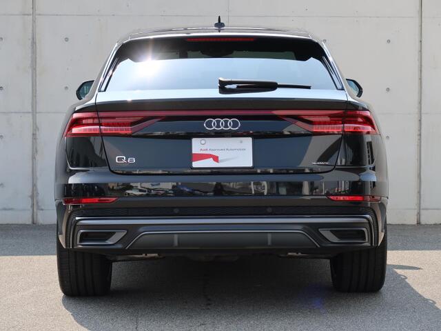 Audi Q8 7