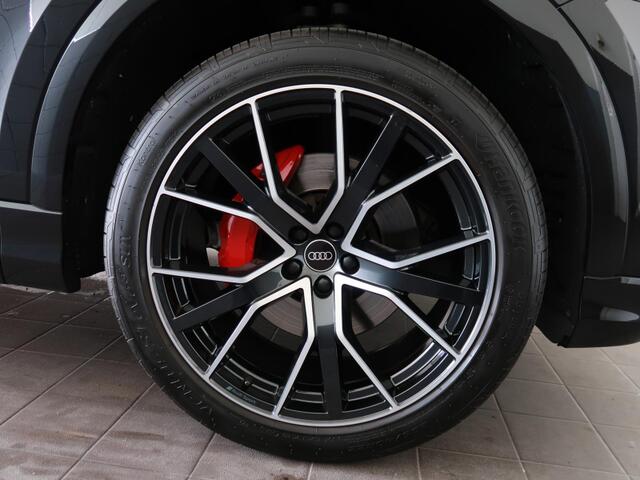 Audi Q8 9