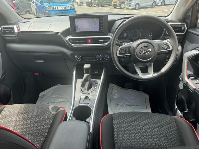 Daihatsu Rocky 9