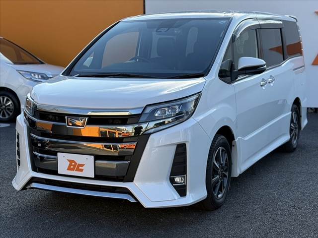 Toyota Noah 10