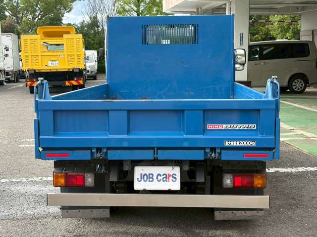 Hino Dutro 12