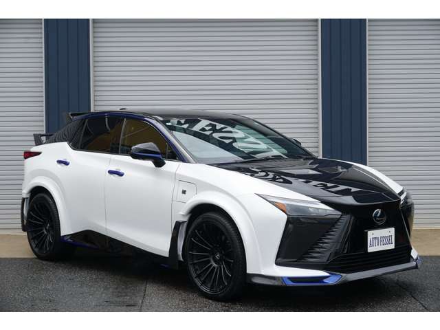 Lexus RZ 7