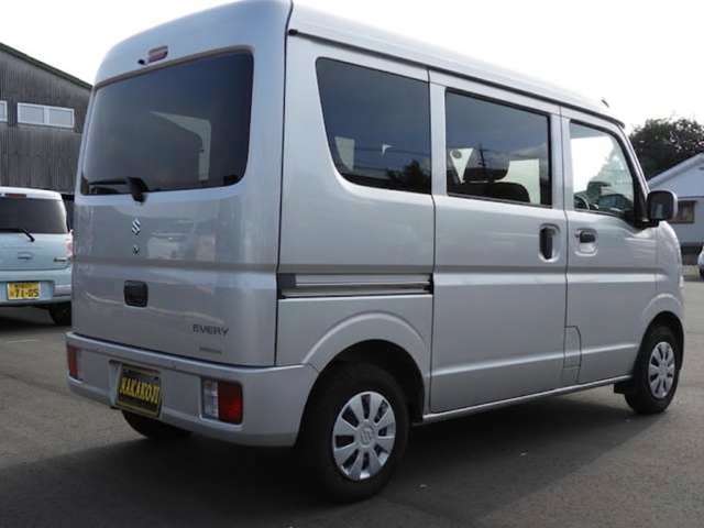 Suzuki Every 7