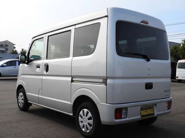 Suzuki Every 8