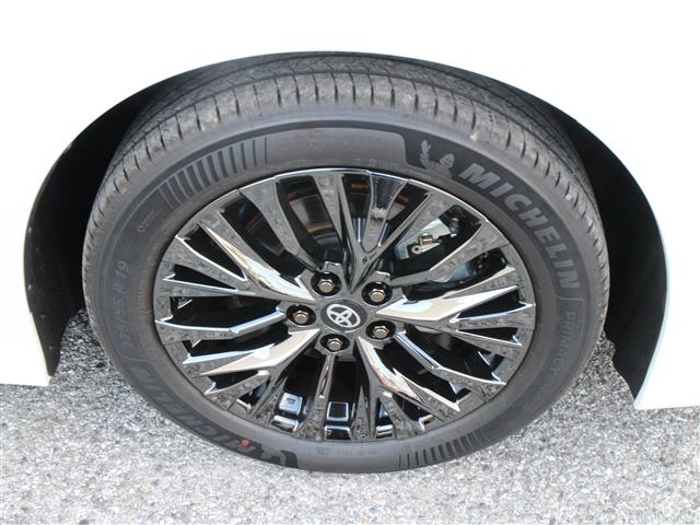 Toyota Vellfire 11