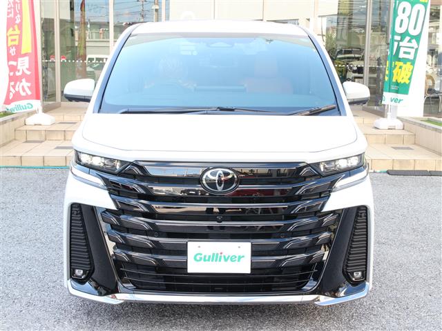 Toyota Vellfire 5