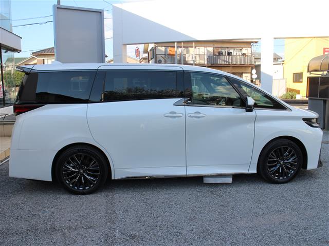 Toyota Vellfire 7