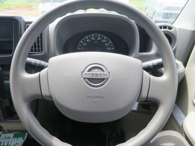Nissan NV100 Clipper 12