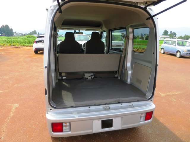 Nissan NV100 Clipper 8