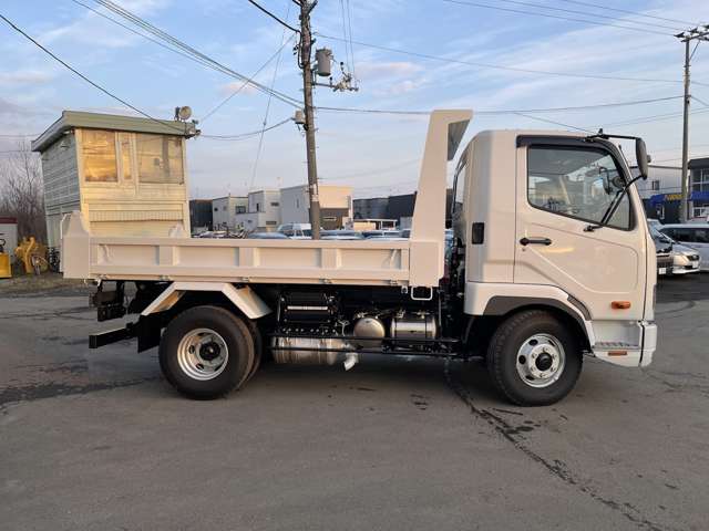 Mitsubishi Fuso Fighter 5