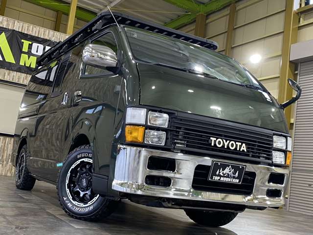 Toyota Hiace Van 3