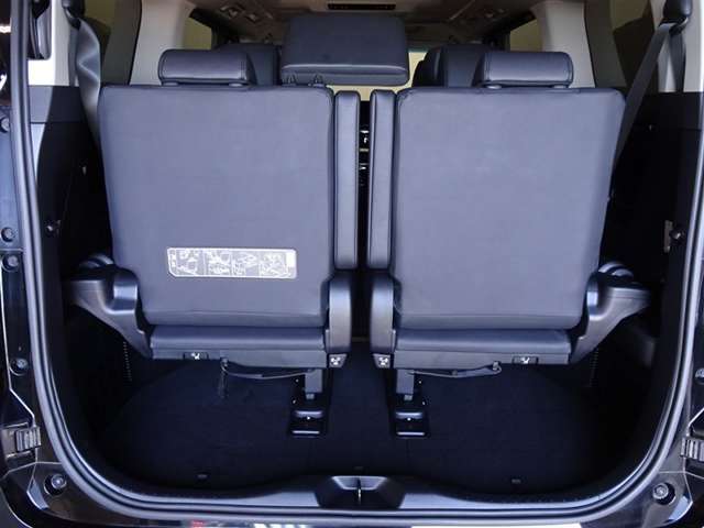 Toyota Alphard 5