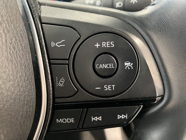Toyota Harrier 6