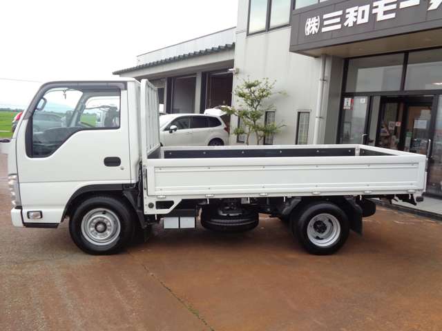 Isuzu Elf 4