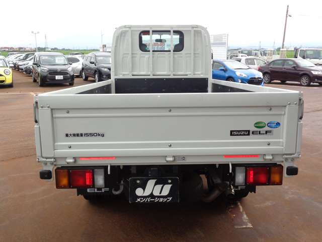 Isuzu Elf 5