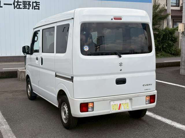 Suzuki Every 12