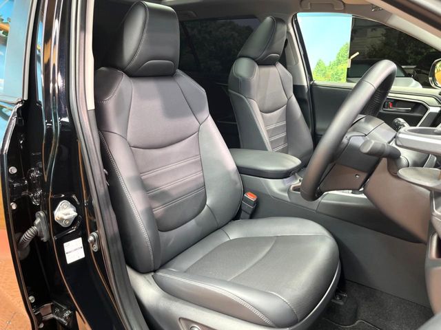 Toyota RAV4 11